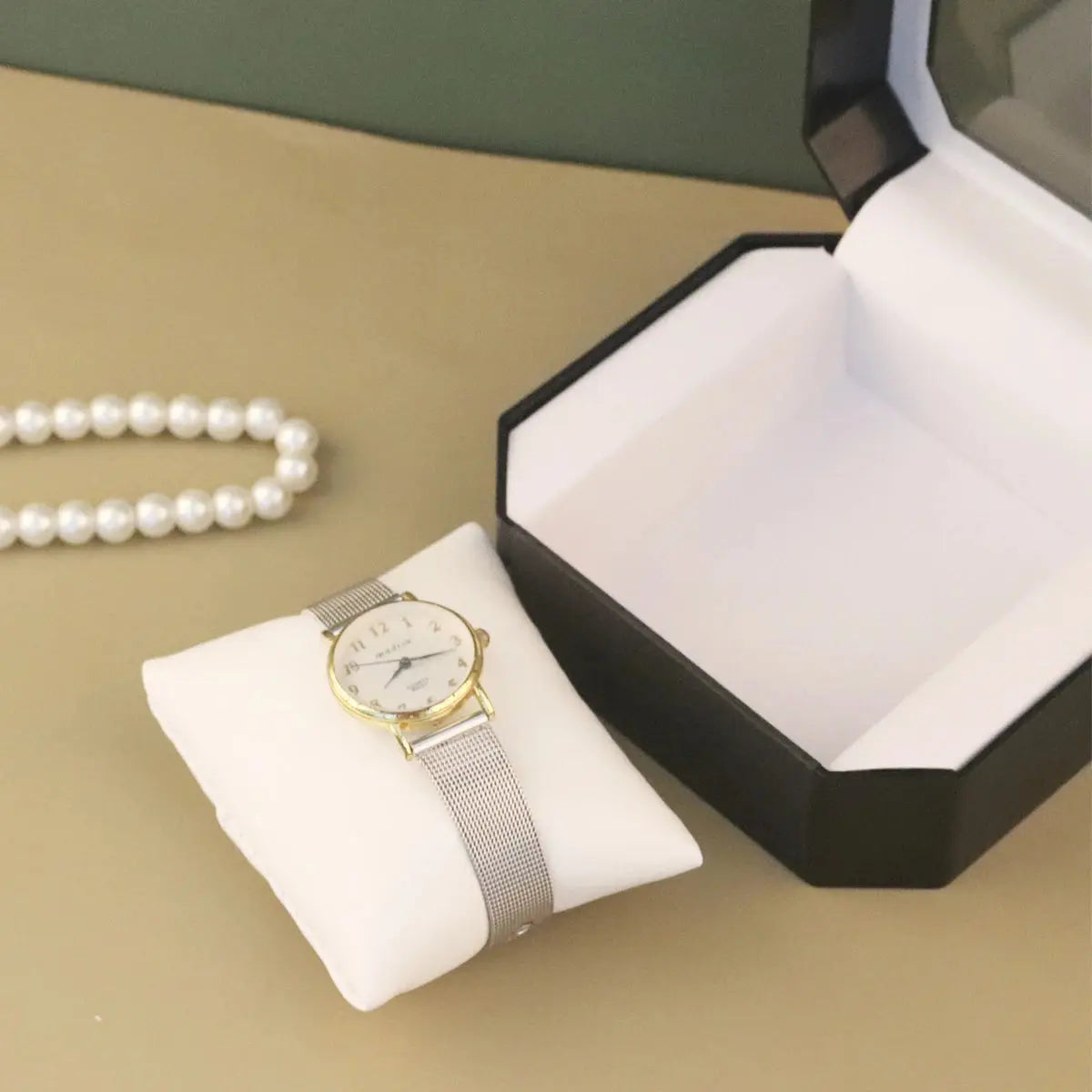 Watch Box High-end European Men's Acrylic Watch Display Box Watch Alfa fammily store